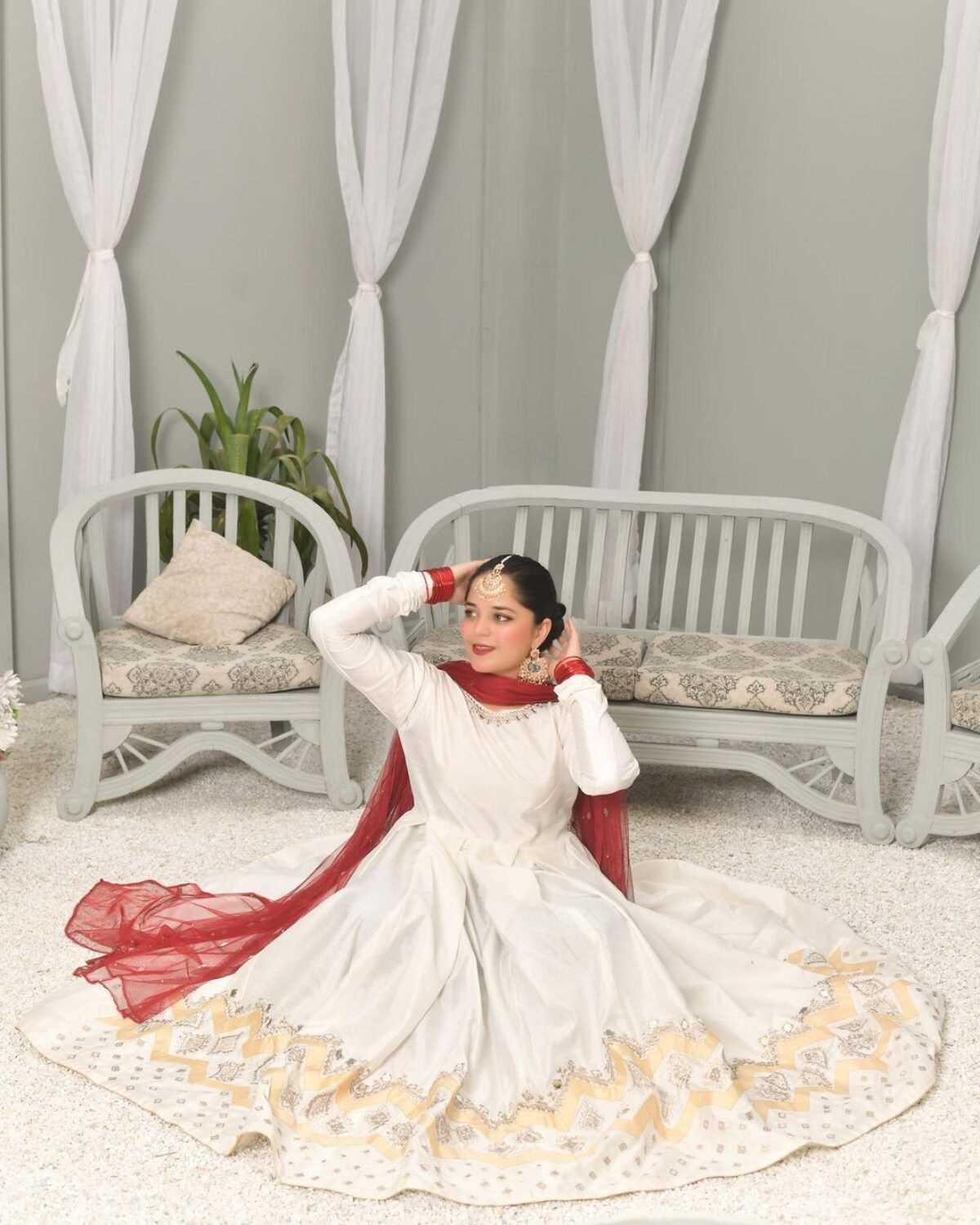 Embroidered White Maxi-Raw Silk Frock & Dupata |Cut Shut Closet
