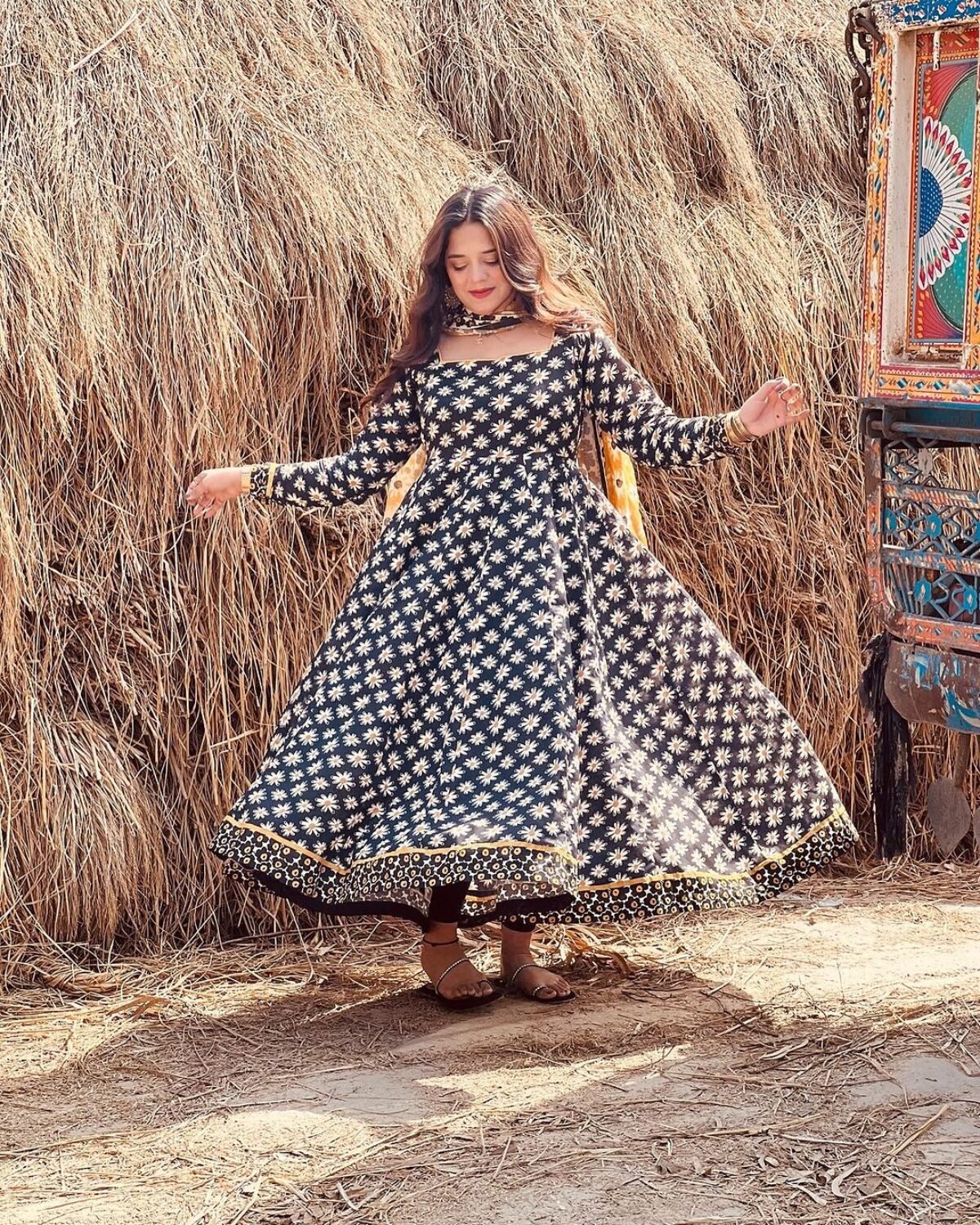 Lawn Frock Long Frock Style 2018 Long Frocks Designs 2022 Summer Dress Designing MK FASHION