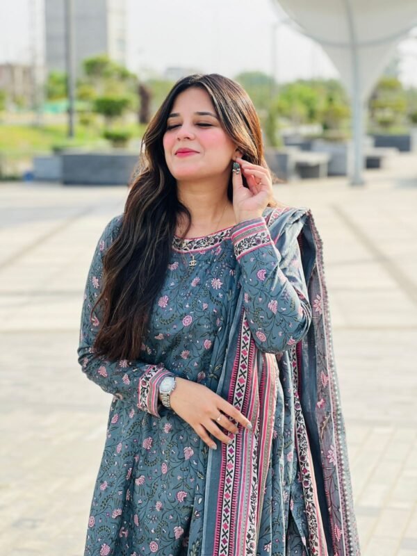 3 Piece Printed Lawn Suit