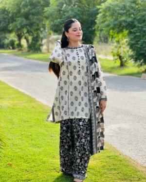 3 Piece Printed Lawn Suit