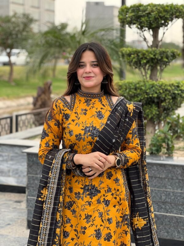 3 Piece Printed Lawn Suit - 274 - Image 3