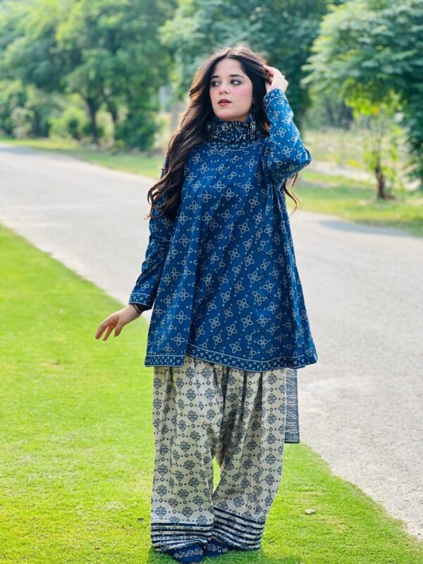3 Piece Printed Lawn Suit - 275 - Image 2