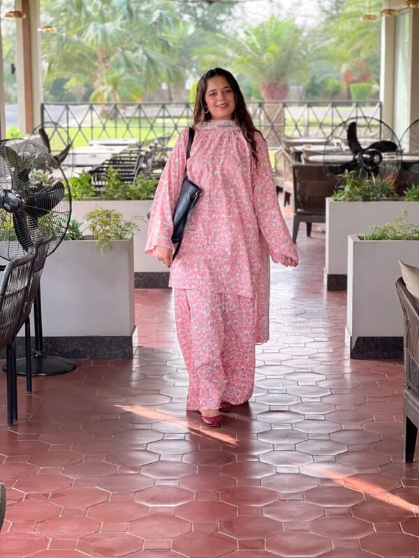 3 Piece Printed Lawn Suit – 287 - Image 4