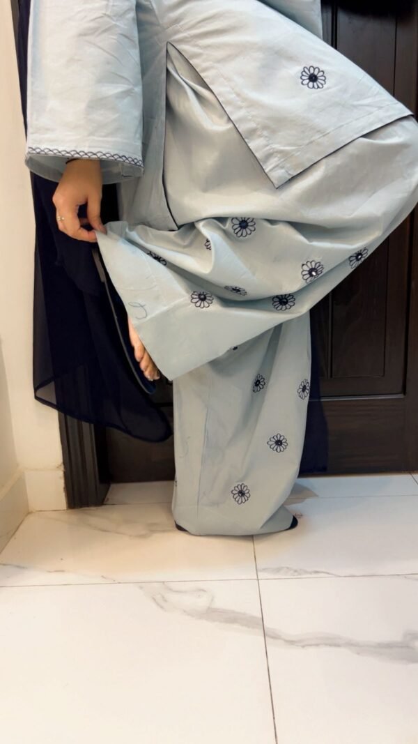 Embroidered 2 Piece Cotton Suit - 302 - Image 4