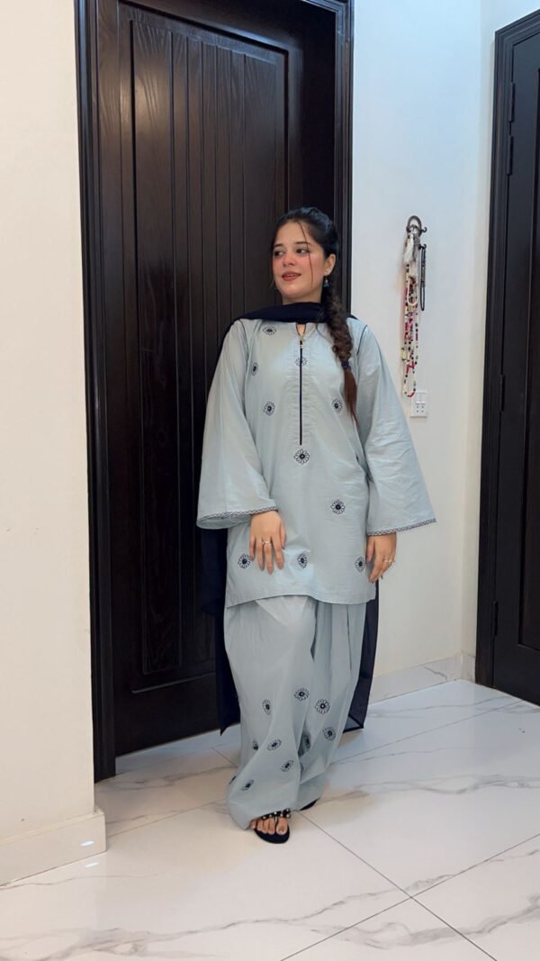 Embroidered 2 Piece Cotton Suit - 302 - Image 3