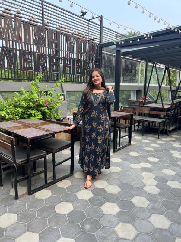 3 Piece Printed Lawn Suit - 303 - Image 2