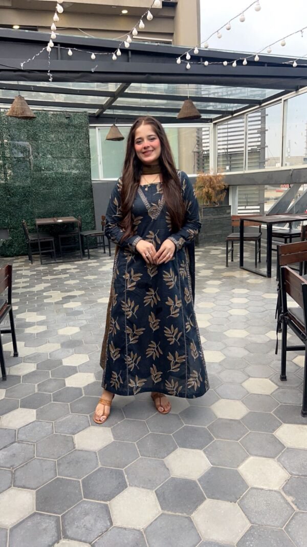 PRINTED LAWN 3 PIECE SUIT