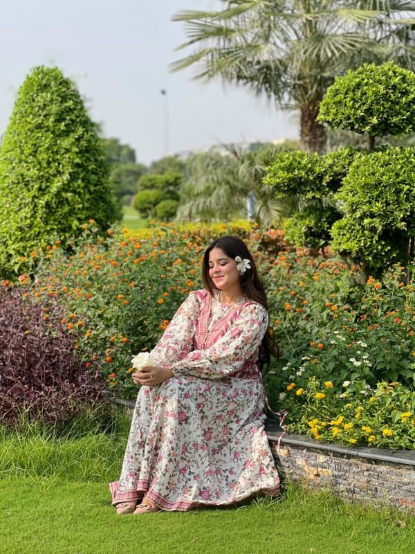 2 Piece Printed Khaddar Suit - 318 - Image 4