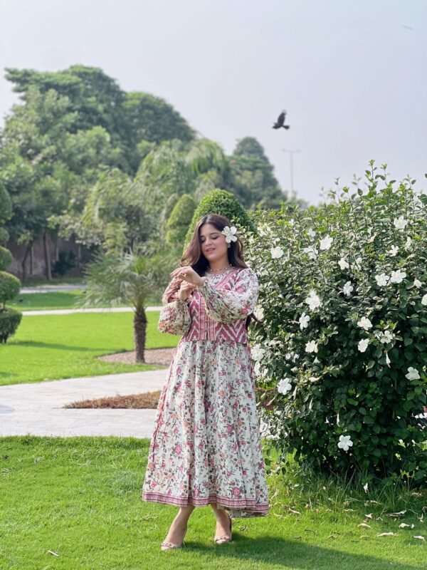2 Piece Printed Khaddar Suit