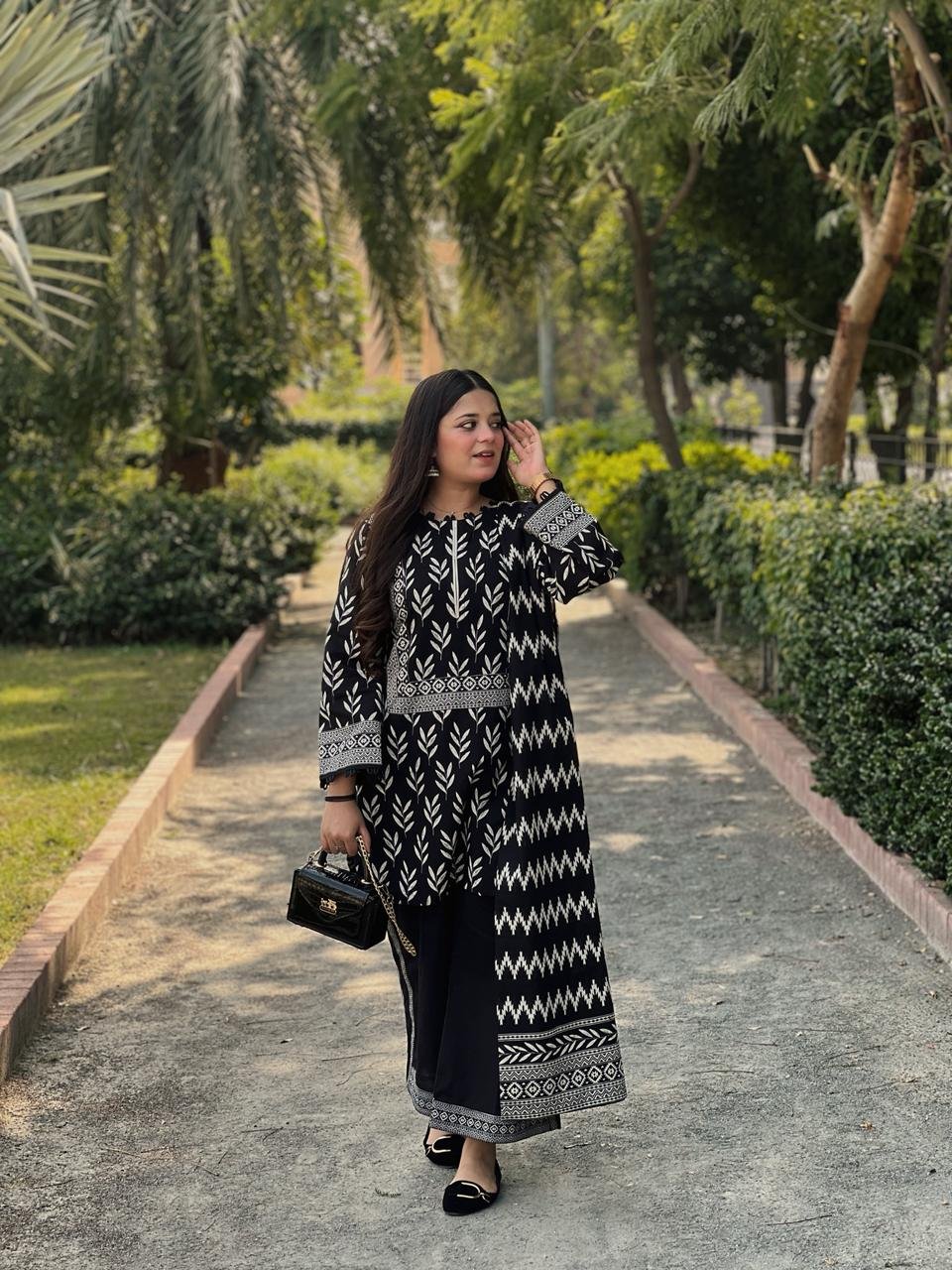3 Piece Printed Khaddar Suit - 327 - Image 2