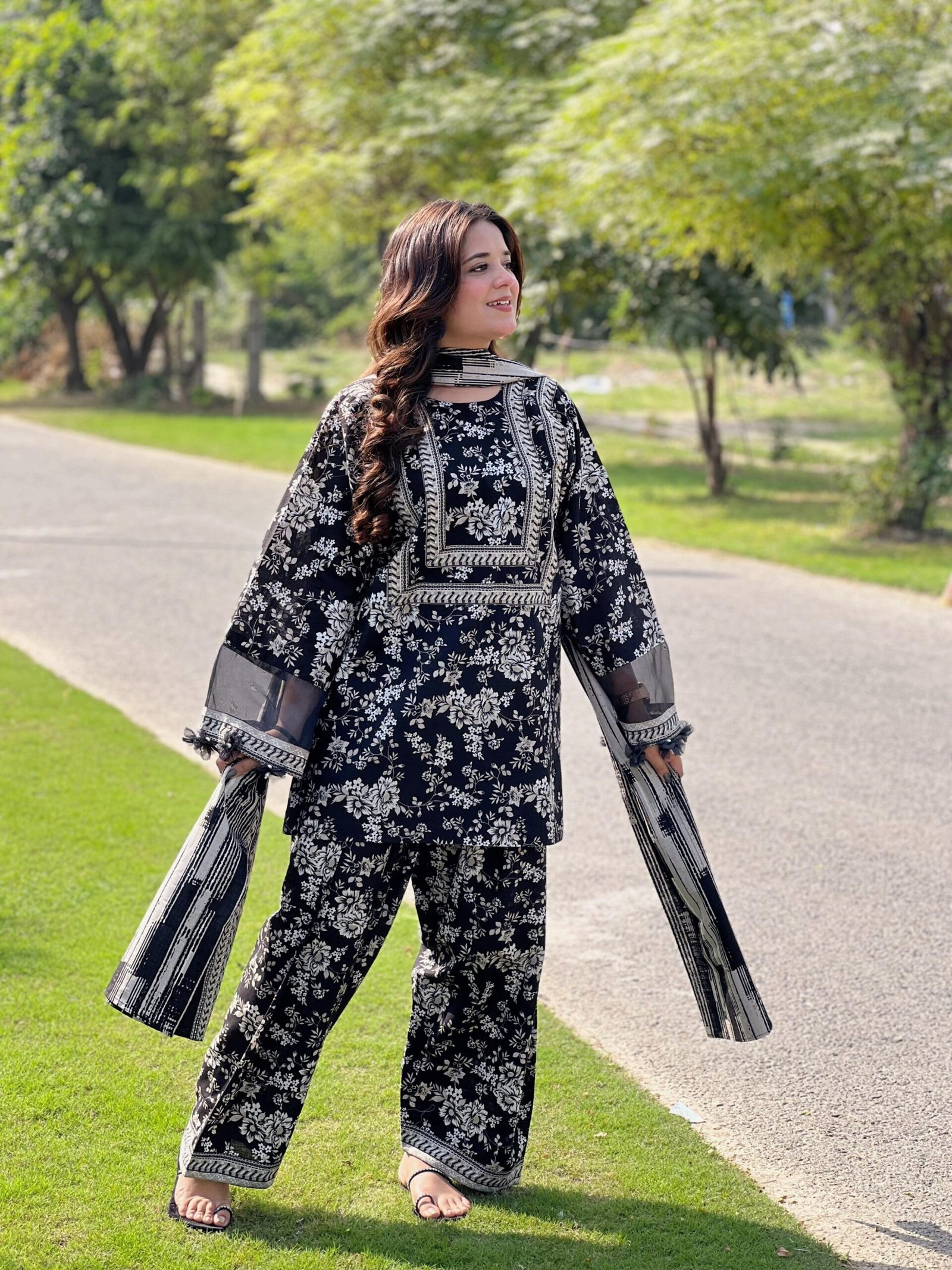 3 Piece Printed Khaddar Suit - 329