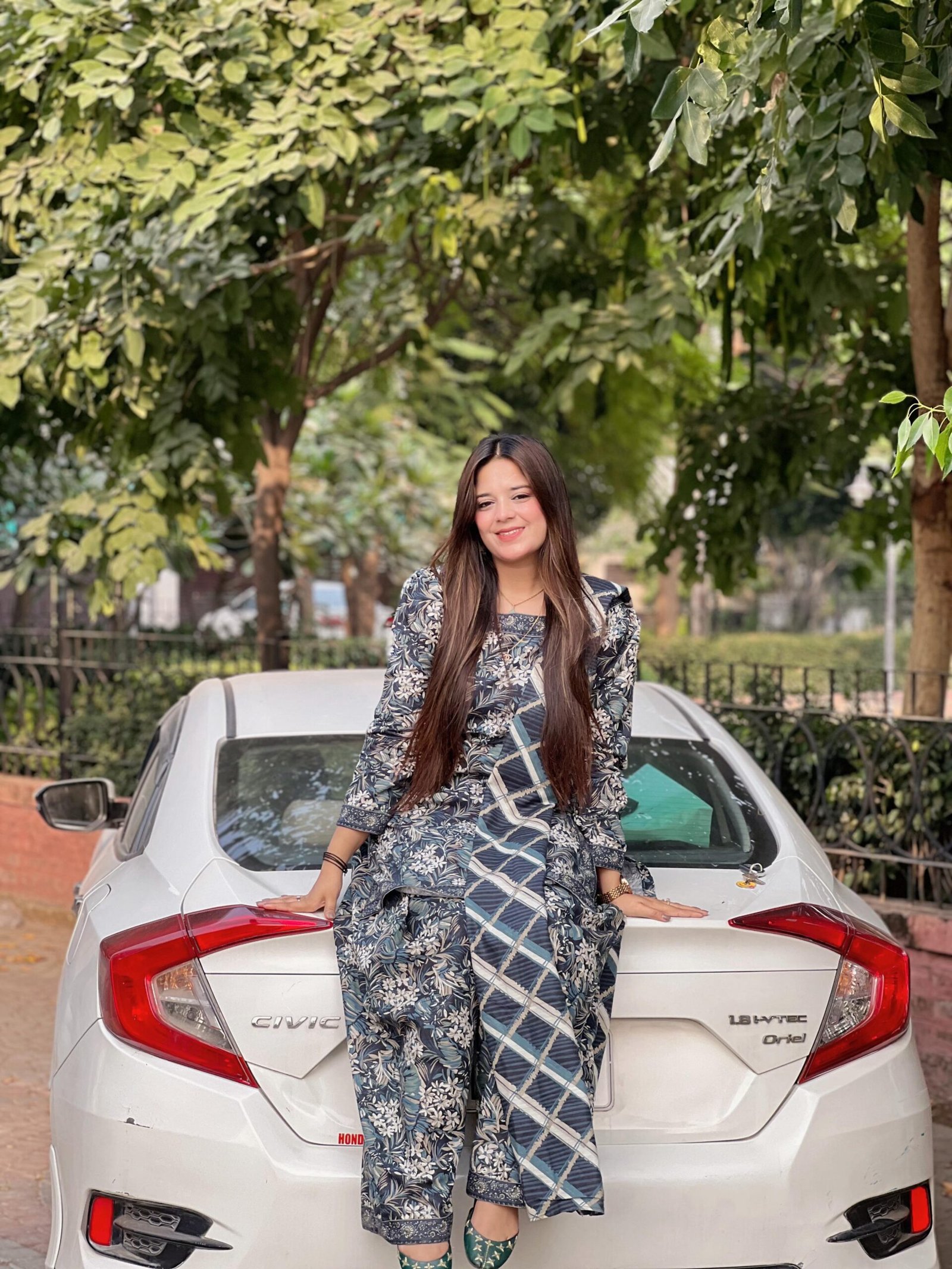 3 Piece Printed Khaddar Suit - 339 - Image 5