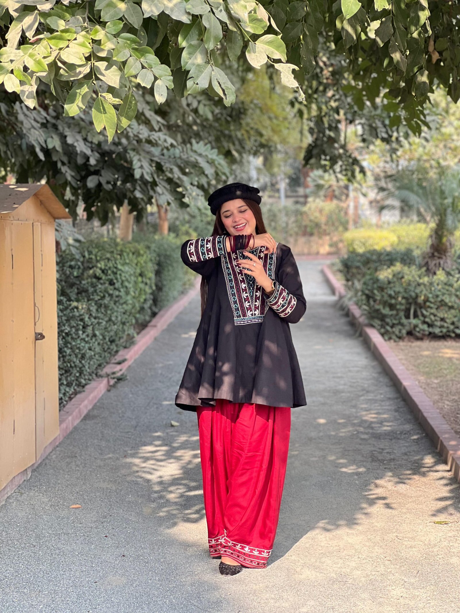 2 Piece Embroidered Khaddar Suit - 352 - Image 4