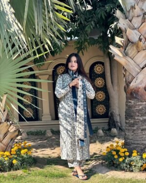 3 Piece Printed Khaddar Suit - 348